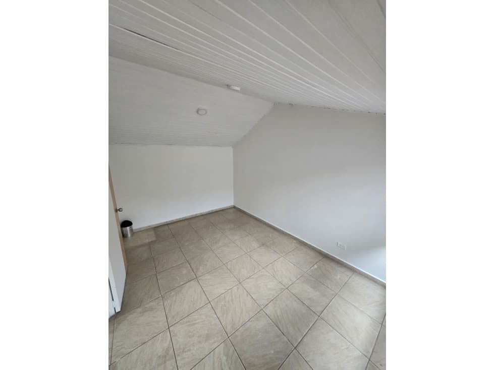 Casa Uso Empresarial — foto 5