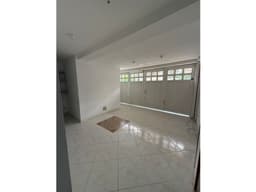 SE ARRIENDA CASA COMERCIAL EN EL BARRIO INGENIO 3
