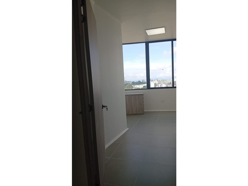 SE ARRIENDA CONSULTORIO EN ZONATA CENTRO MEDICO — foto 1