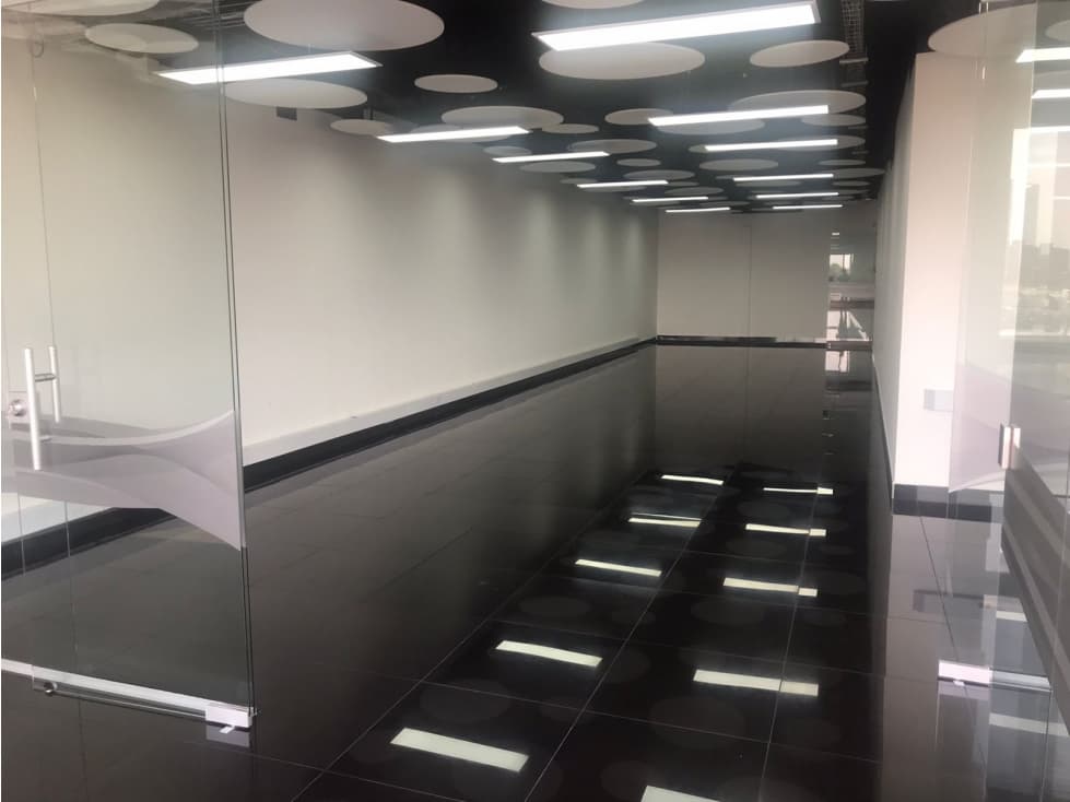 ARRIENDO OFICINA 505 EDIFICIO SKANDIA BOGOTA — foto 2