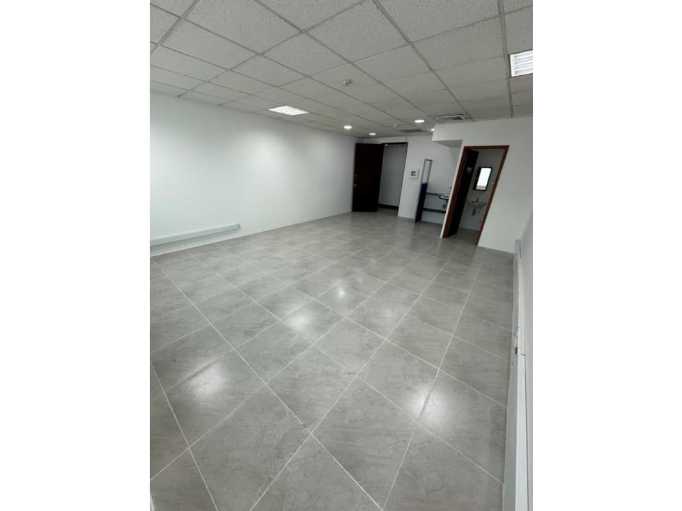 OFICINA DISPONIBLE AL NORTE DE CALI — foto 3