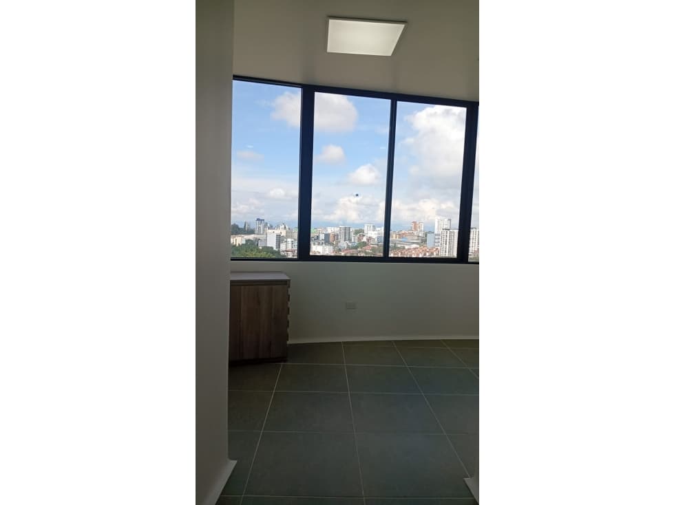 SE ARRIENDA CONSULTORIO EN ZONATA CENTRO MEDICO — foto 4
