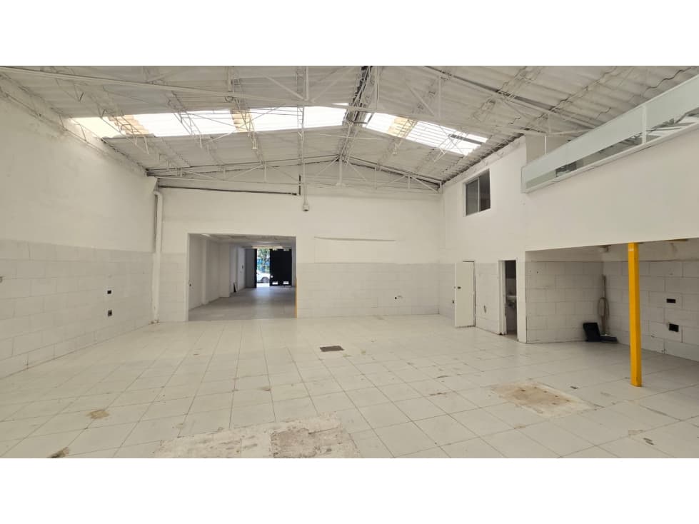 Bodega en zona Comercial. EN VENTA | Santa Sofía — foto 5