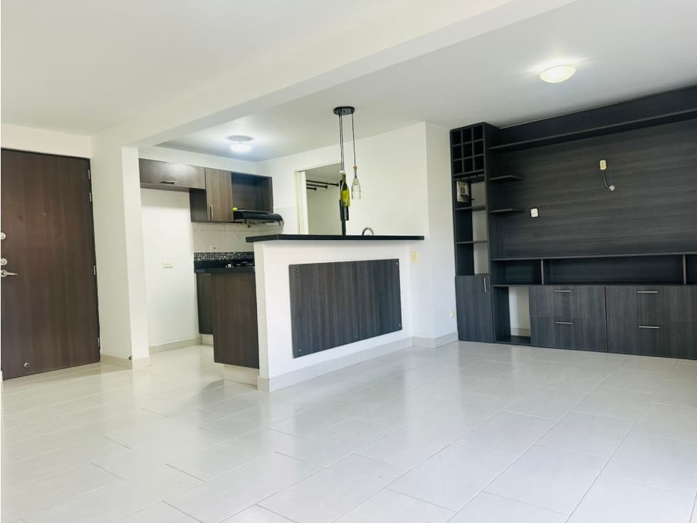 HERMOSO APARTAMENTO -NIQUIA — foto 1