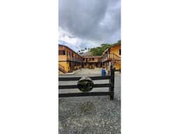 VENDO LOTE FINCA HOTEL CERCA A GUATAPE PEÑOL