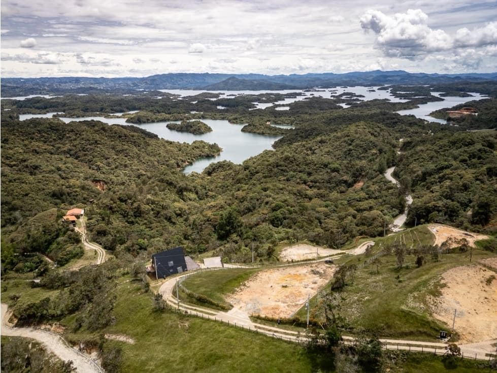 Lote Venta el Peñol Antioquia C.10326741 — foto 1