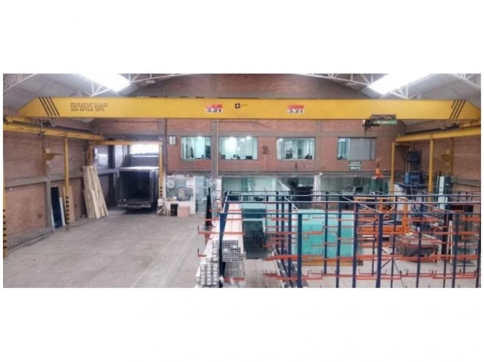 ARRIENDO BODEGA KENNEDY 1.726 M2 50 KVA — foto 3
