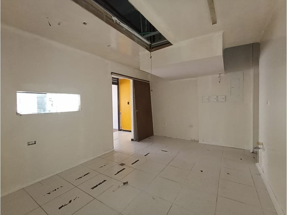 COD: 4165 -- Local - Primavera, Envigado — foto 1