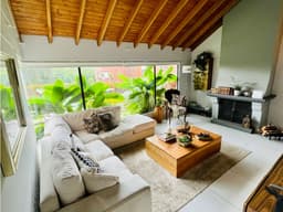 COD: 2055 - Venta Casa Campestre Rionegro Cuatro Esquinas
