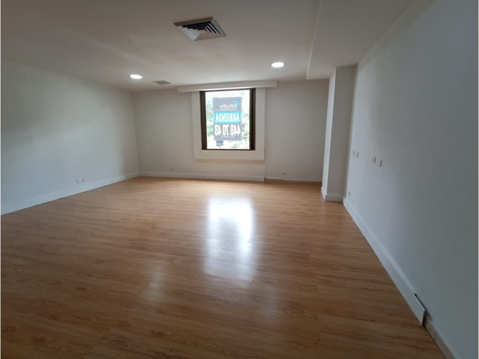 COD: 3190 -- Oficina En Arriendo - El Poblado, Medellín — foto 4