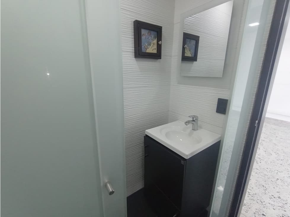 COD: 2181 -- Oficina En Arriendo - El Poblado, Medellín — foto 5