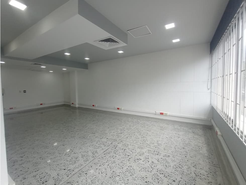 COD: 2181 -- Oficina En Arriendo - El Poblado, Medellín — foto 1