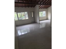 COD: 4005 -- Casa En Arriendo - Mira Valle, Medellín