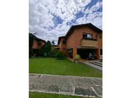 Venta de Casa campestre en El Retiro, Antioquia.