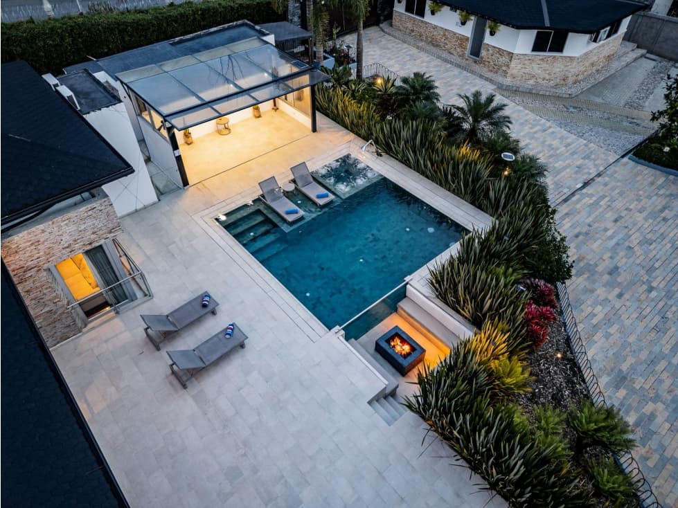 The Grand Mansion — foto 4