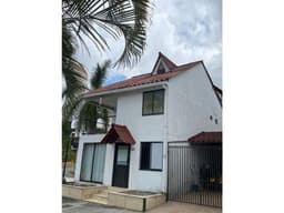 CASA EN VENTA PEREIRA BOSQUES DE SANTA ELENA 2