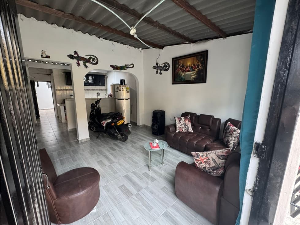 CASA-CUBA/LENINGRADO 3 — foto 2