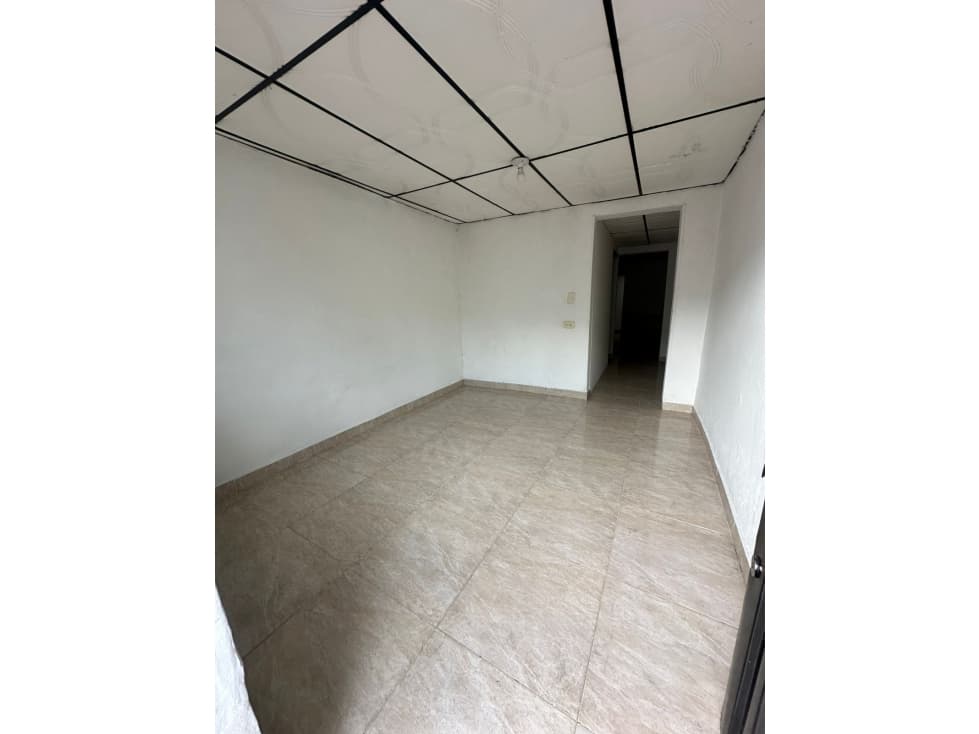 CASA EN VENTA DOSQUEBRADAS CENTRALES DE VERSALLES — foto 4