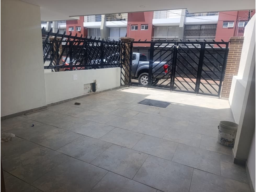 HERMOSA CASA EN VENTA EN EL CENTRO DE COTA — foto 3