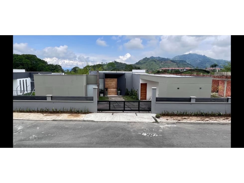 SE VENDE CASA CAMPESTRE — foto 4