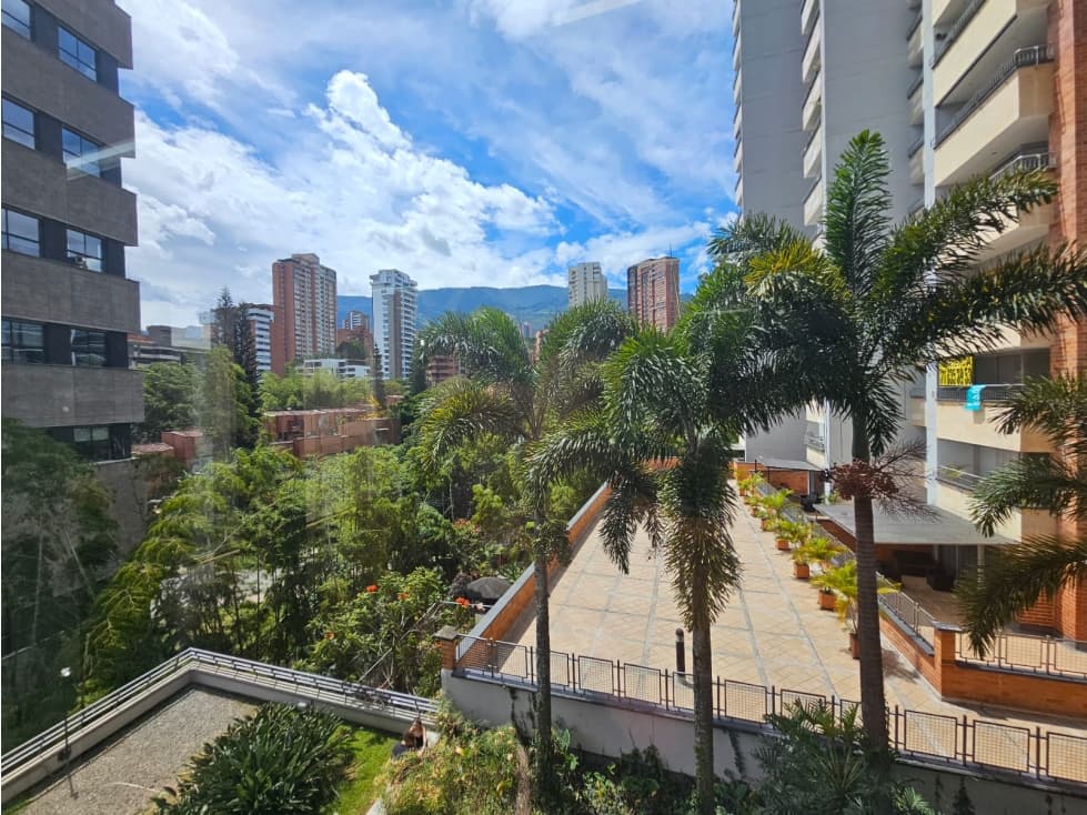 ARRIENDO OFICINA POBLADO — foto 5