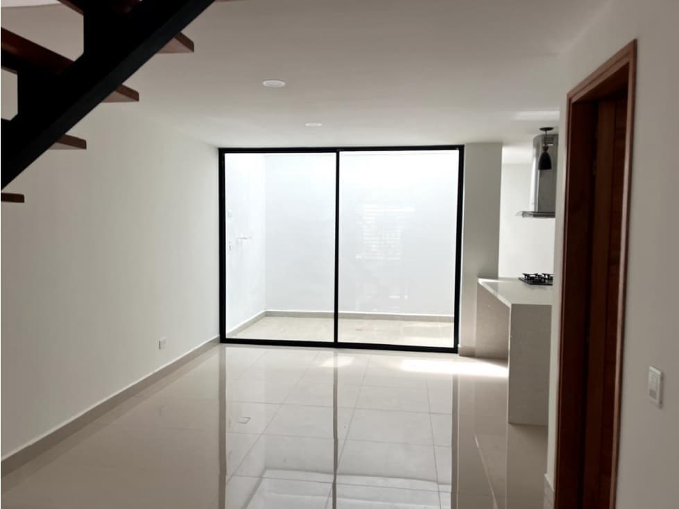 CASA PARA VENTA EN LA CEJA SECTOR VIVA — foto 4