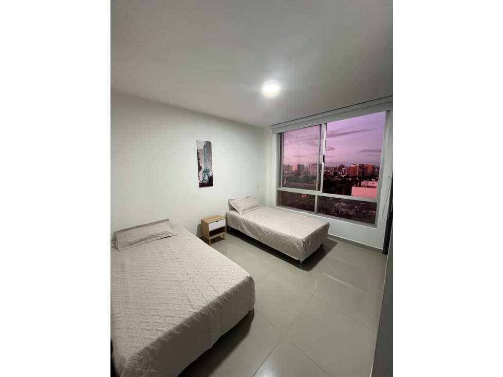 APARTAMENTO AMOBLADO ALTA MIRA PISO ALTO — foto 6