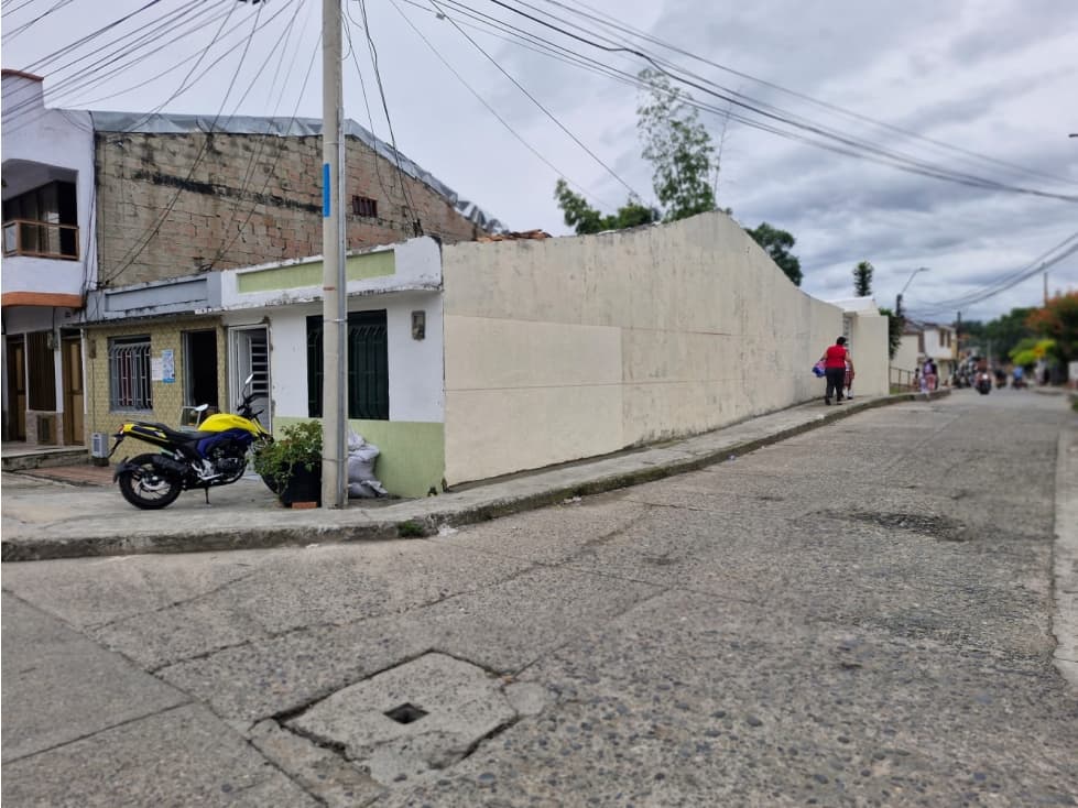 SE VENDE CASA ESQUINERA TOTALMENTE RENOVADA SAN GERÓNIMO — foto 1