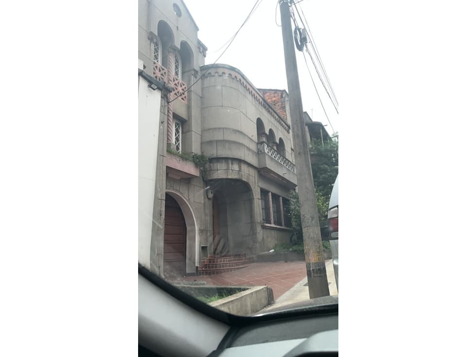 Venta Edificio Buenos Aires, Cerca al Tranvia — foto 1