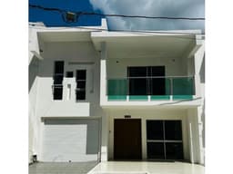 VENTA CASA DE DOS PISOS BARRIO MONTEVERDE MONTERÍA CÓRDOBA - M