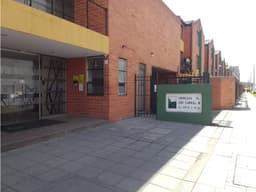 vendo casa plaza de las américas (Arboleda de san Gabriel)