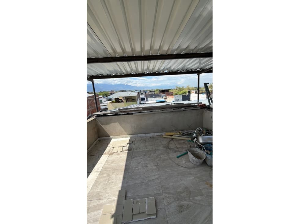 VENTA CASA AMPLIA BARRIO VALPARAISO EL TESORO — foto 2