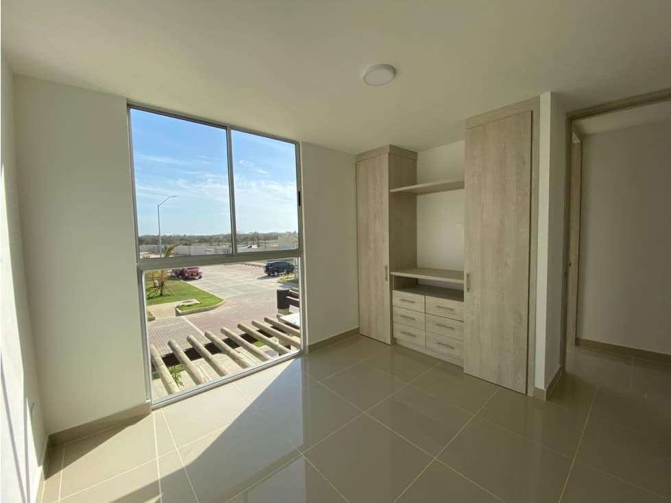 ARRIENDO CASA EL DORAL — foto 2