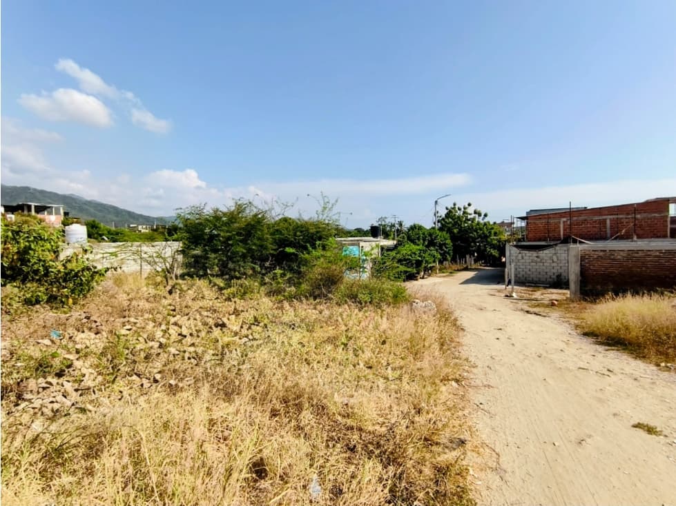 VENTA LOTE COMERCIAL BELLO HORIZONTE - E.R — foto 5