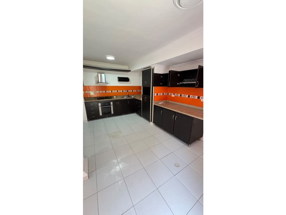 VENTA CASA ALAMEDA LA VICTORIA — foto 2