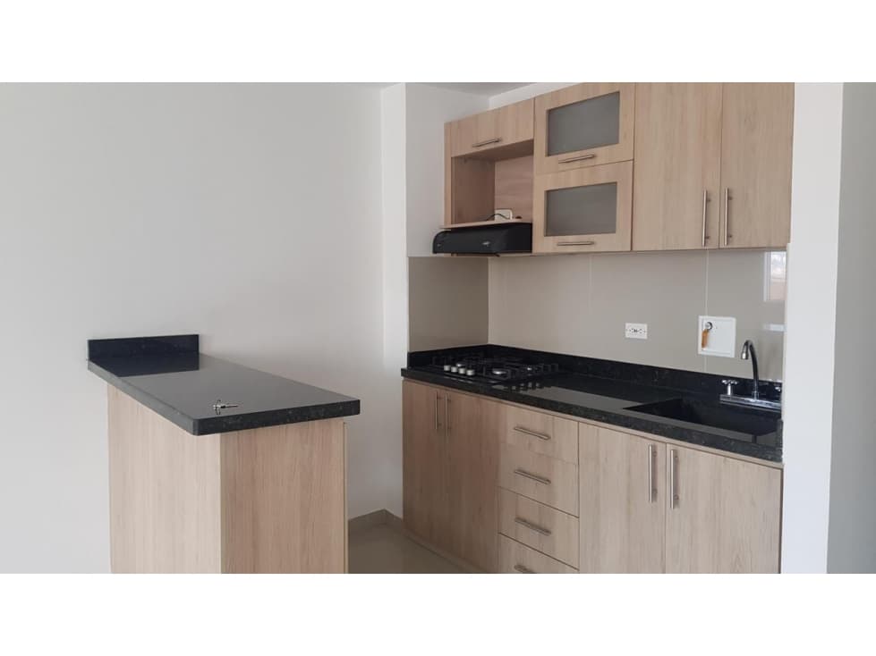 Venta Apto Cuarto Piso Itagui Central — foto 1