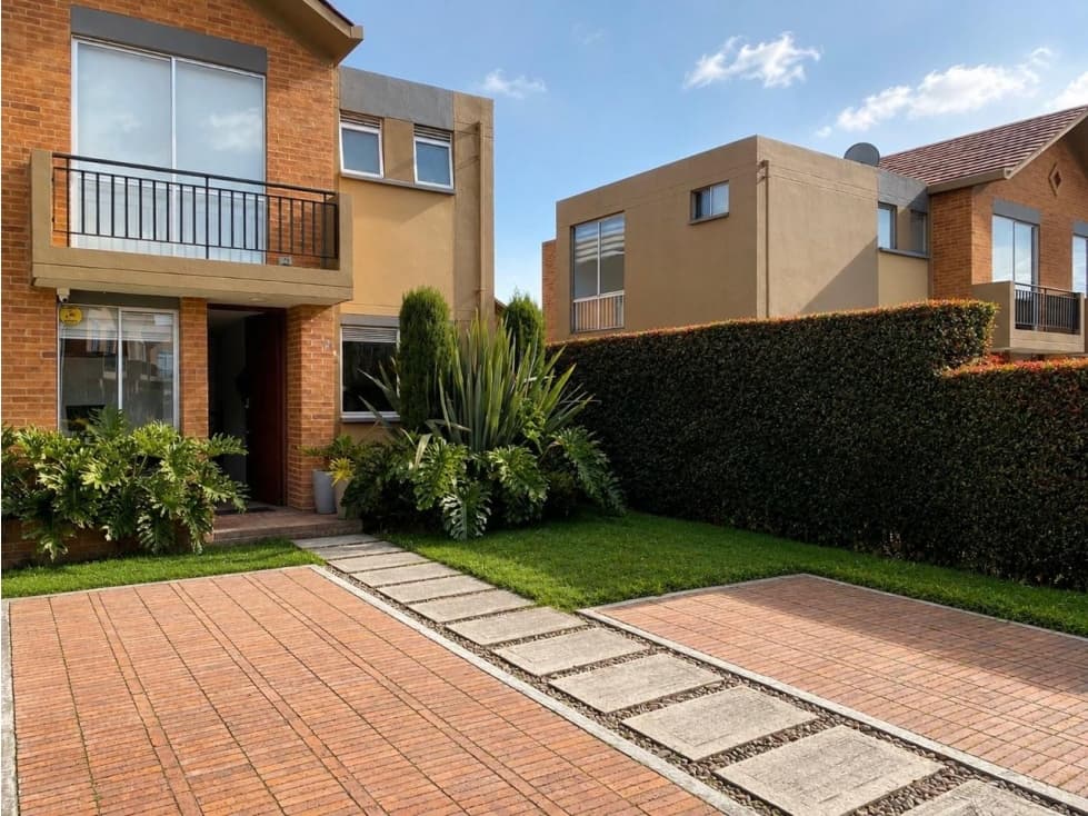 Casa Remodelada en Venta Cajicá — foto 1