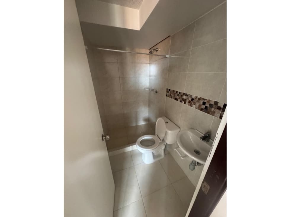 VENTA APARTAMENTO MADRID CONJUNTO VENTURA — foto 4