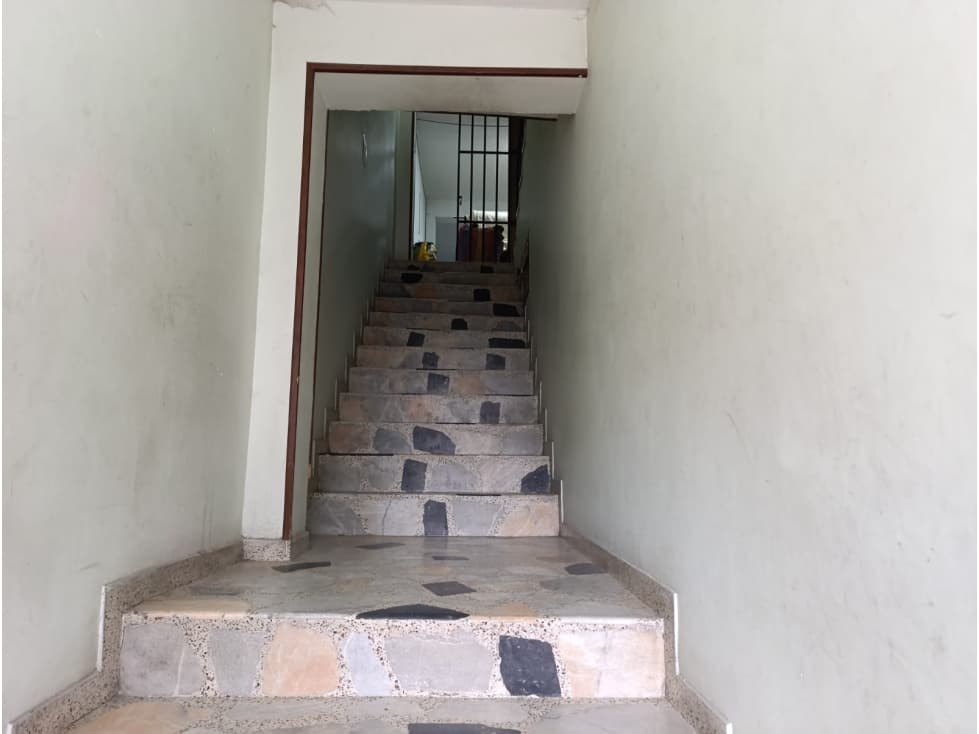 VENTA CASA MOLINOS DEL SUR, BOGOTA — foto 4
