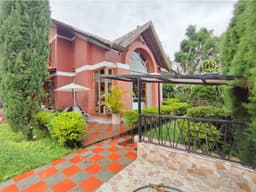 SE VENDE CASA CAMPESTRE CIRCASIA AUTOPISTA DEL CAFÉ