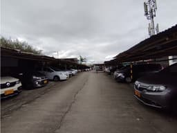 SE VENDE LOTE EN EL SUR DE ARMENIA