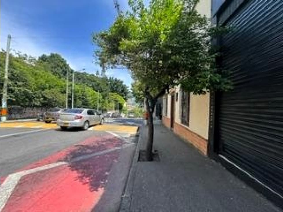 EXCELENTE CASA LOTE EN EL CORAZON DE ENVIGADO — foto 5