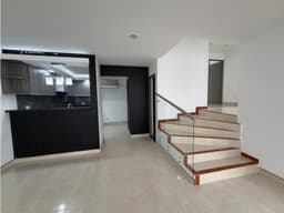 VENTA DE CASA EN CONDOMINIO EN CHIPICHAPE NORTE DE CALI