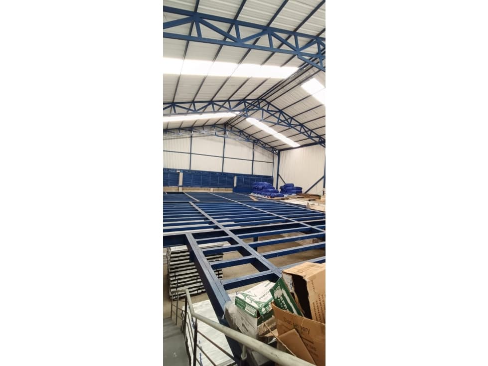 VENTA DE BODEGA EN EL TRONCAL ZONA INDUSTRIAL ORIENTE DE CALI — foto 1