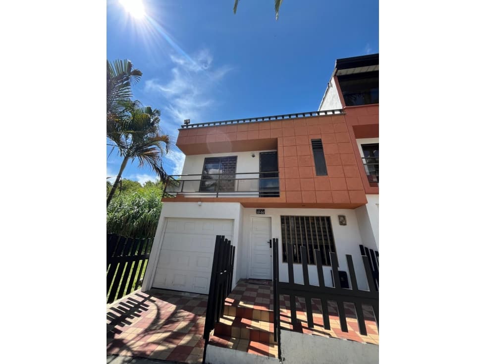 Casa para la venta en Belmonte, Pereira!! — foto 1