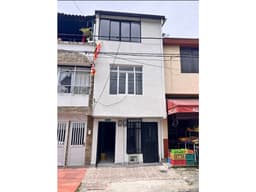 Casa con viviendas independientes para la venta en centro de Pereira