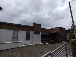 Casa campestre en condominio para la venta en Condina, Pereira!!