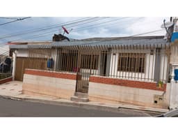 Se vende casa en Altagracia Pereira