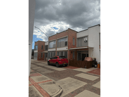 CASA EN VENTA - BARRIO LA ESTACIÓN - PAIPA, BOYACÁ