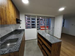 SE VENDE APARTAMENTO EN ENVIGADO SECTOR LAS ANTILLA. URB FORESTA